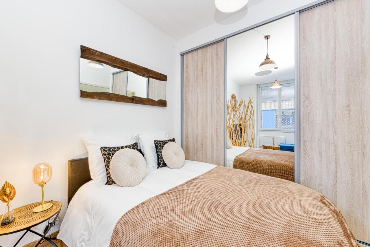 Meuble Classe 3 Etoiles Au Pied Des Thermes Allevard Exterior foto